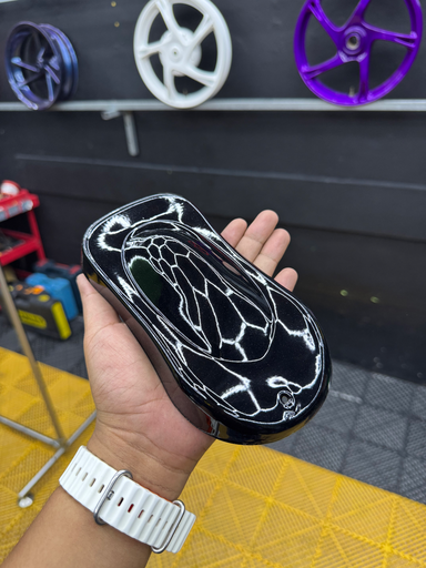 Mirror Black